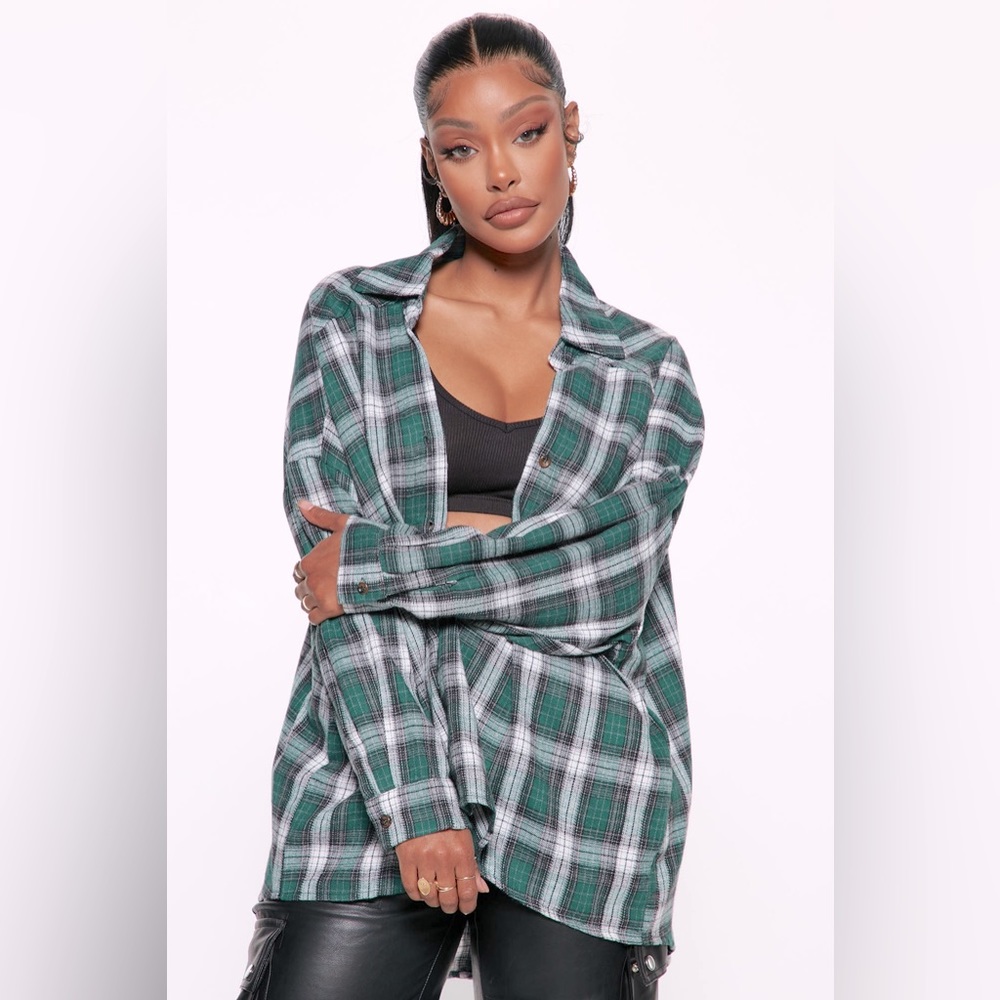 NWOT Fashion Nova Avani plaid shirt - HUNTER